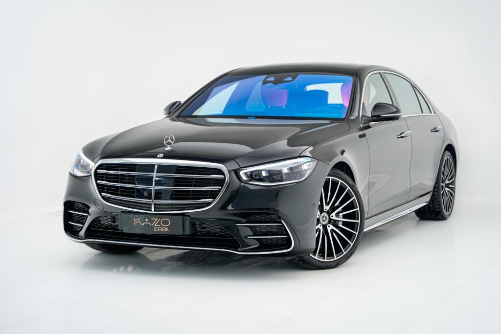 pexels-photo-18705319-18705319 baslow chauffeur service