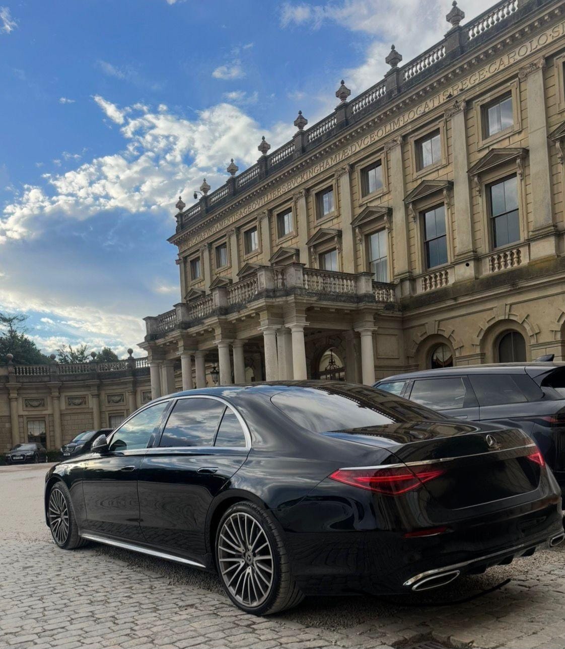 Doncaster to Manchester Airport Chauffeur Chauffeur Service | Sentura Chauffeurs executive vehicle